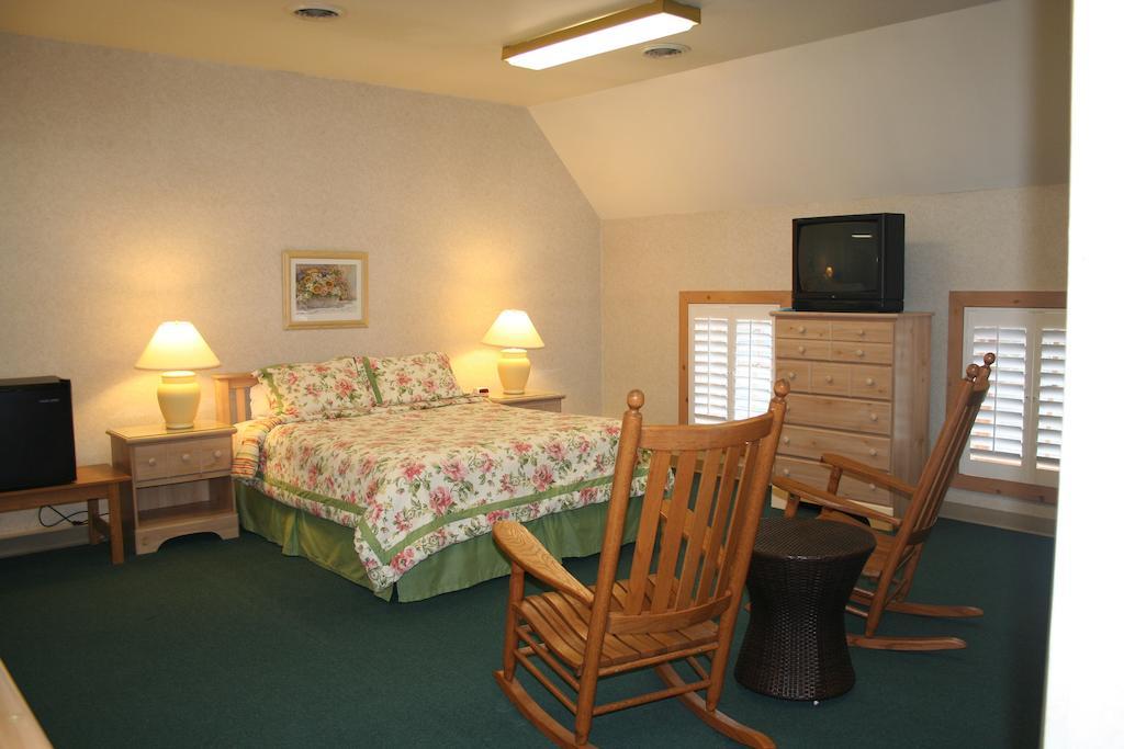 Visions Inn Cooperstown Habitación foto